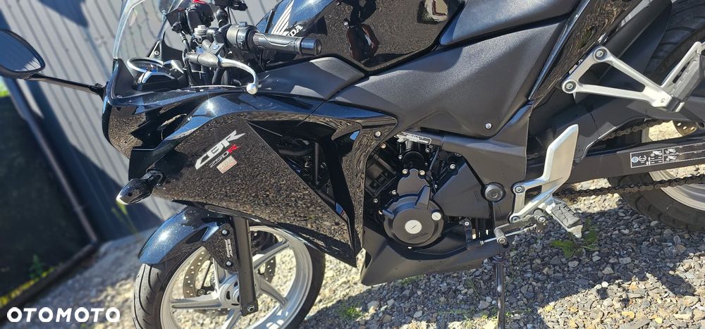 Honda CBR - 17