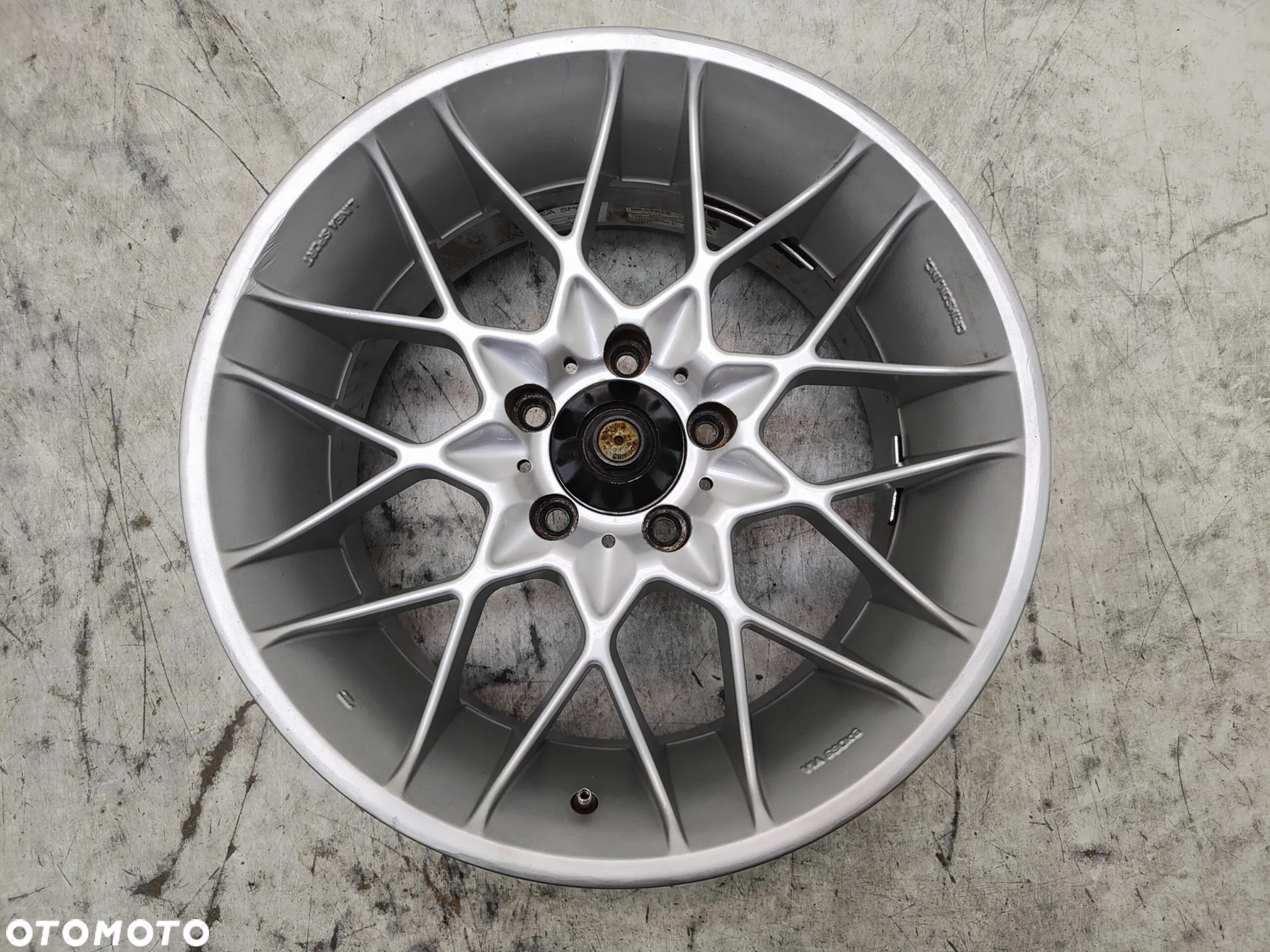 CLUBLINEA CRIMSON 17×8J +40 9J +45 5×114.3 - 5