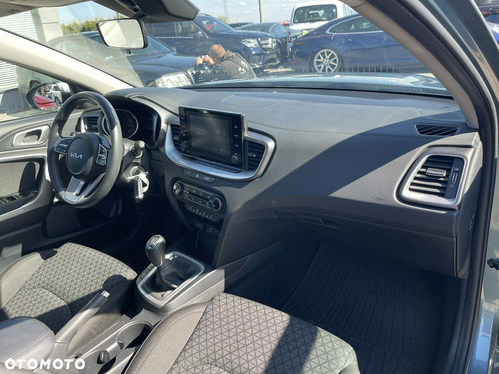 Kia Ceed 1.0 T-GDI 120 OPF Vision - 11