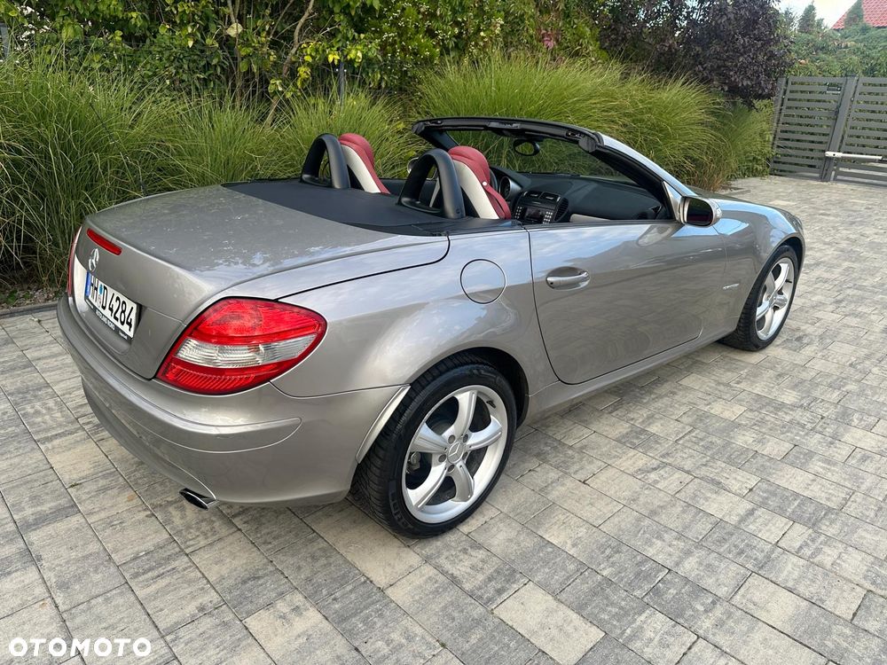 Mercedes-Benz SLK - 24
