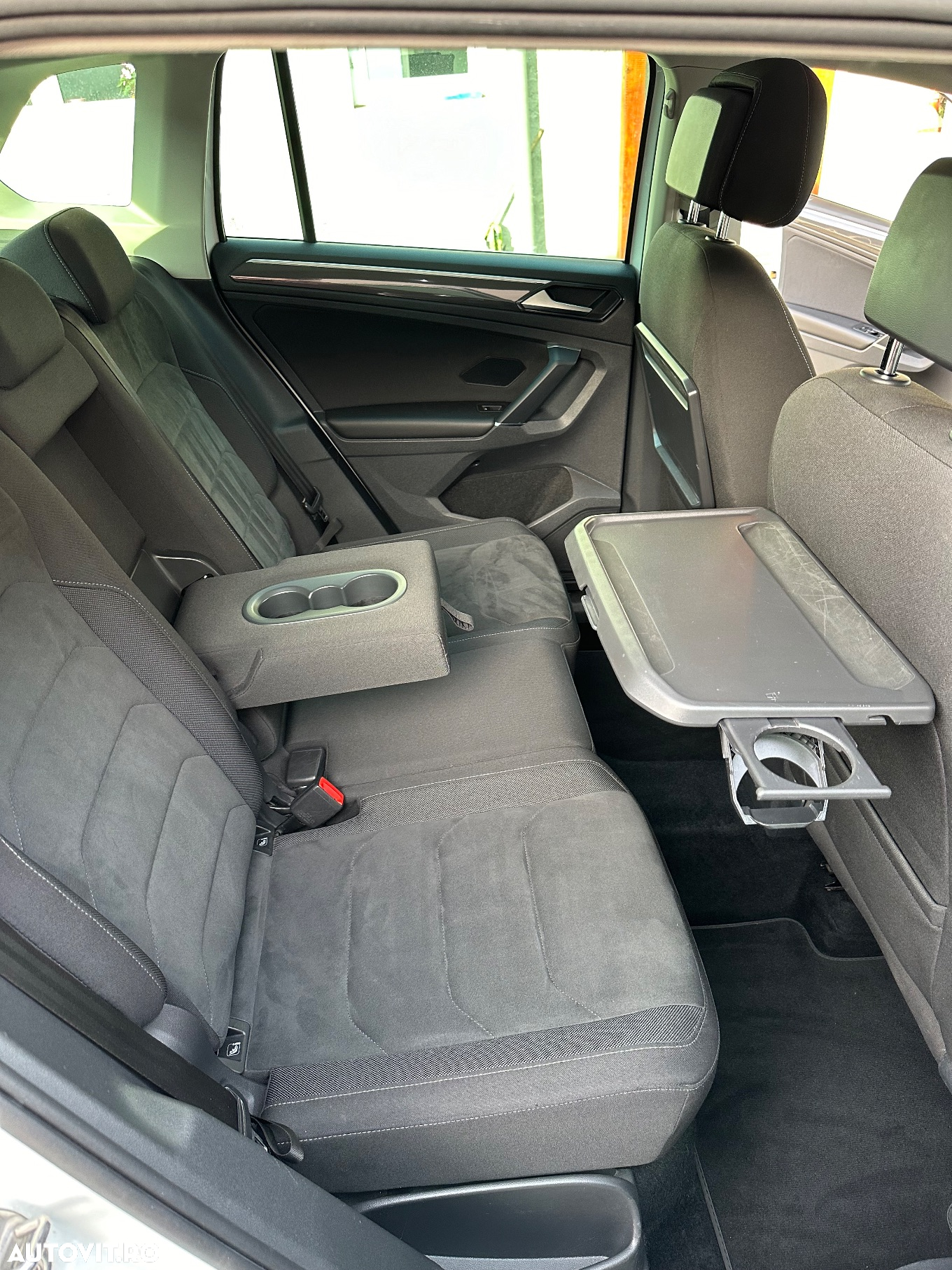 Volkswagen Tiguan 2.0 TDI 4Mot DSG Highline - 9