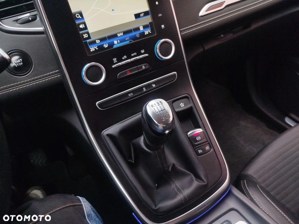 Renault Scenic ENERGY TCe 130 S&S Paris - 18