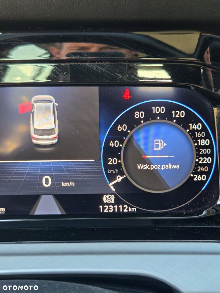 Volkswagen Golf 2.0 TDI Life - 7