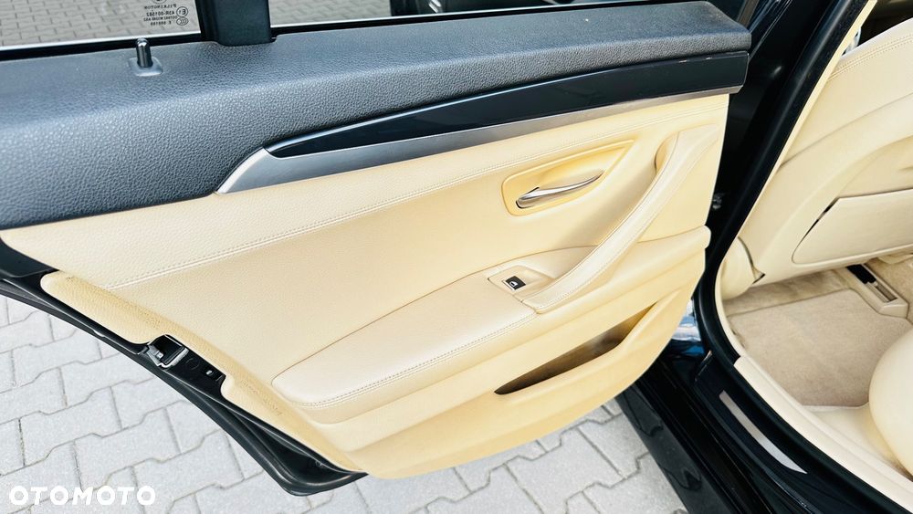 BMW Seria 5 - 24