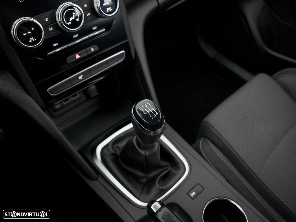 Renault Mégane Sport Tourer 1.5 Blue dCi Equilibre - 24