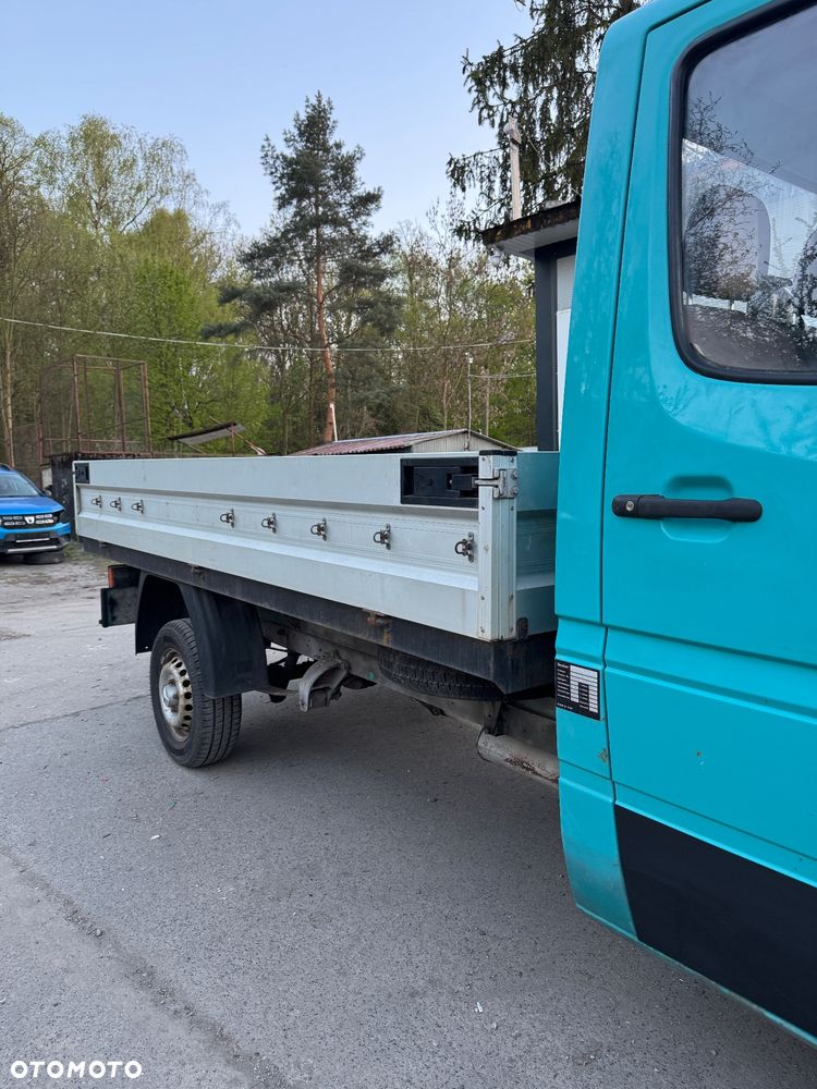 Mercedes-Benz Sprinter - 5