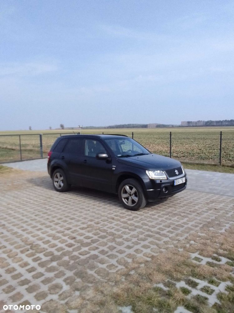 Suzuki Grand Vitara - 3