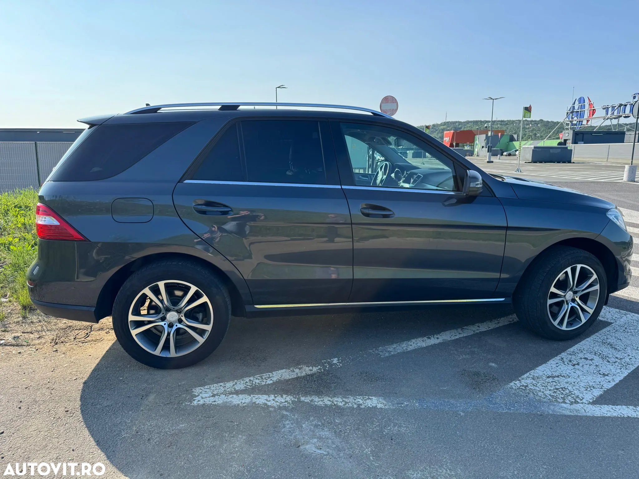 Mercedes-Benz ML 350 BlueTec 4MATIC Aut - 4