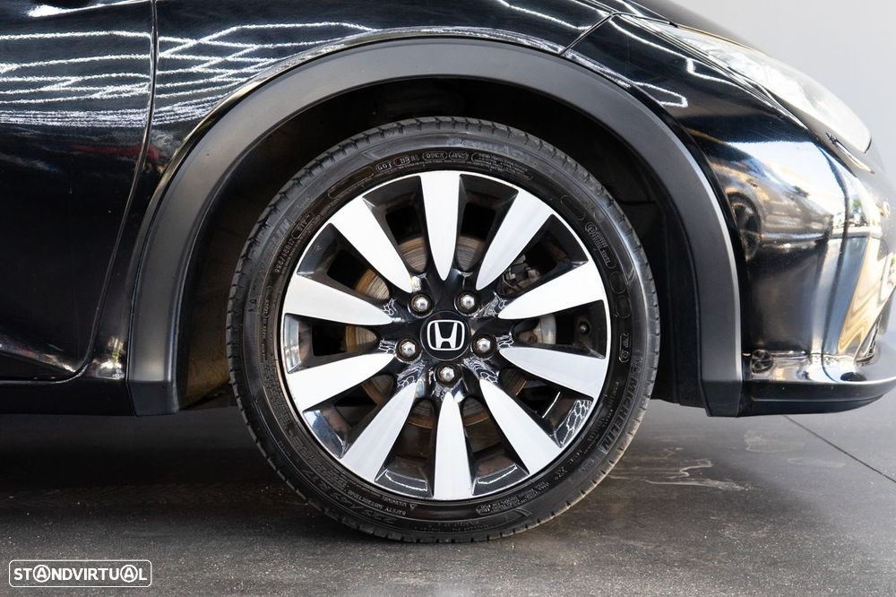 Honda Civic Tourer 1.6 i-DTEC Comfort Navi — fotografia 11