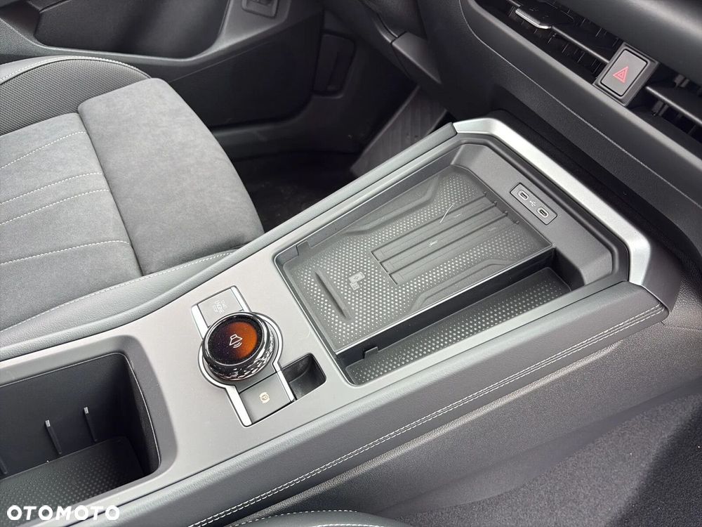 Volkswagen T-Roc 1.5 eTSI Style DSG - 23