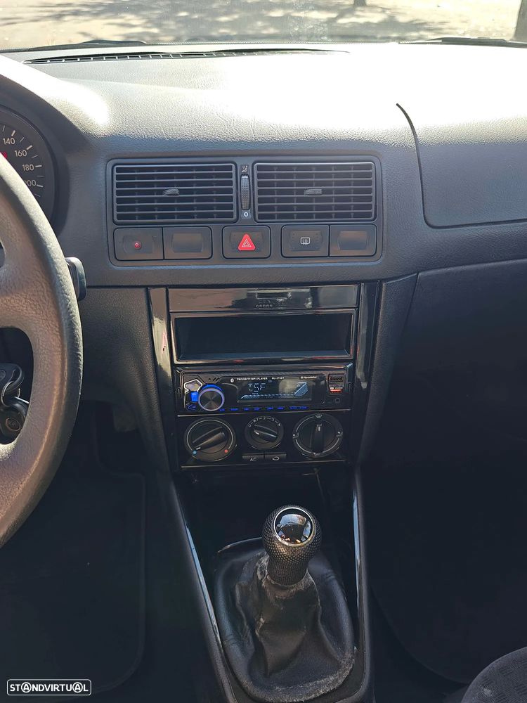 VW Golf Variant - 12