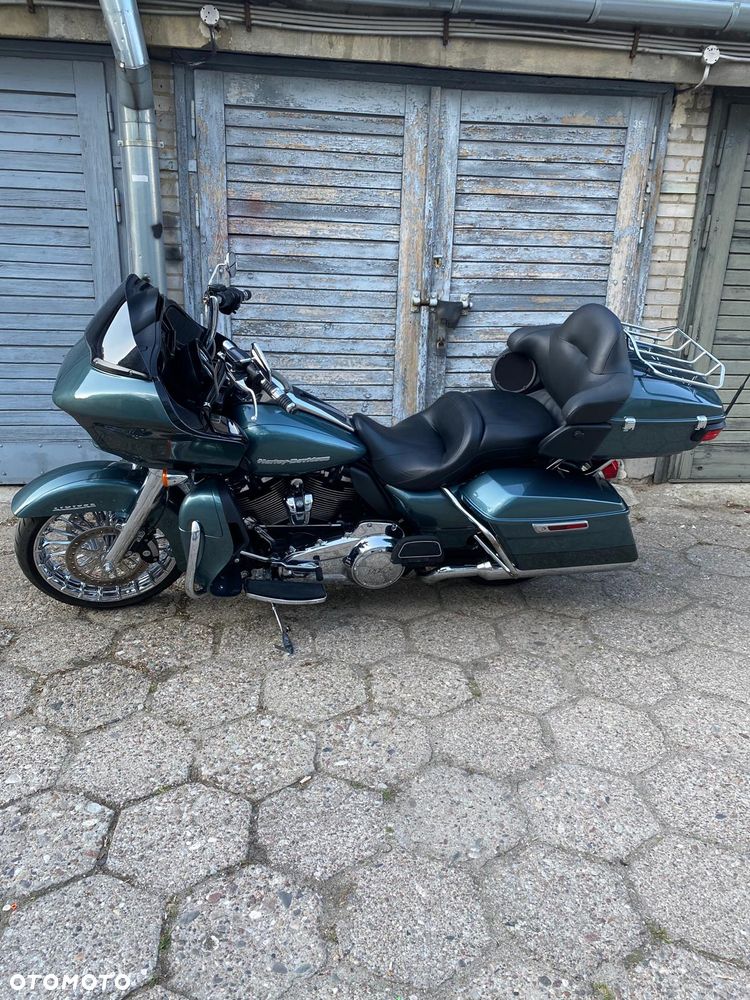 Harley-Davidson Touring Ultra Limited - 3