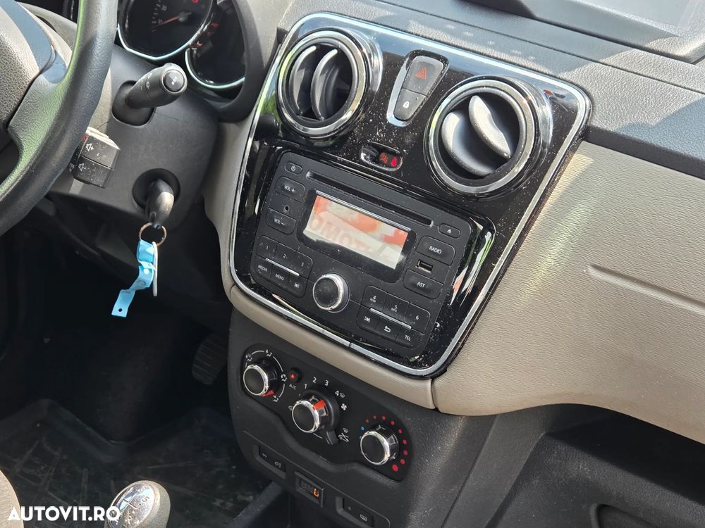 Dacia Lodgy dCi 90 Laureate - 8
