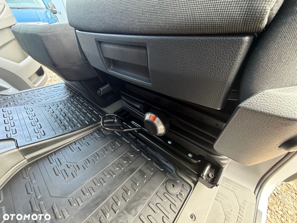 Volkswagen Crafter - 22