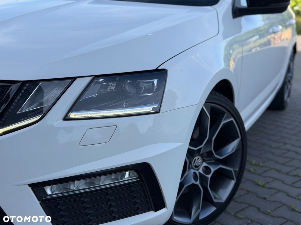 Skoda Octavia 2.0 TDI RS Challenge DSG - 14