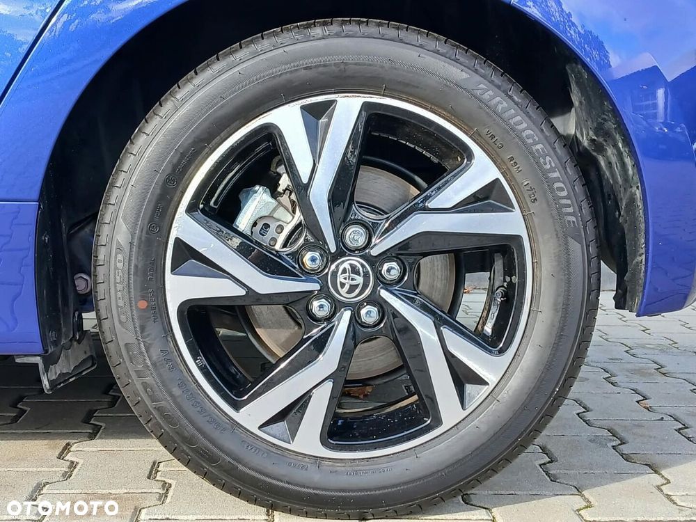 Toyota Yaris Hybrid 1.5 Style - 38