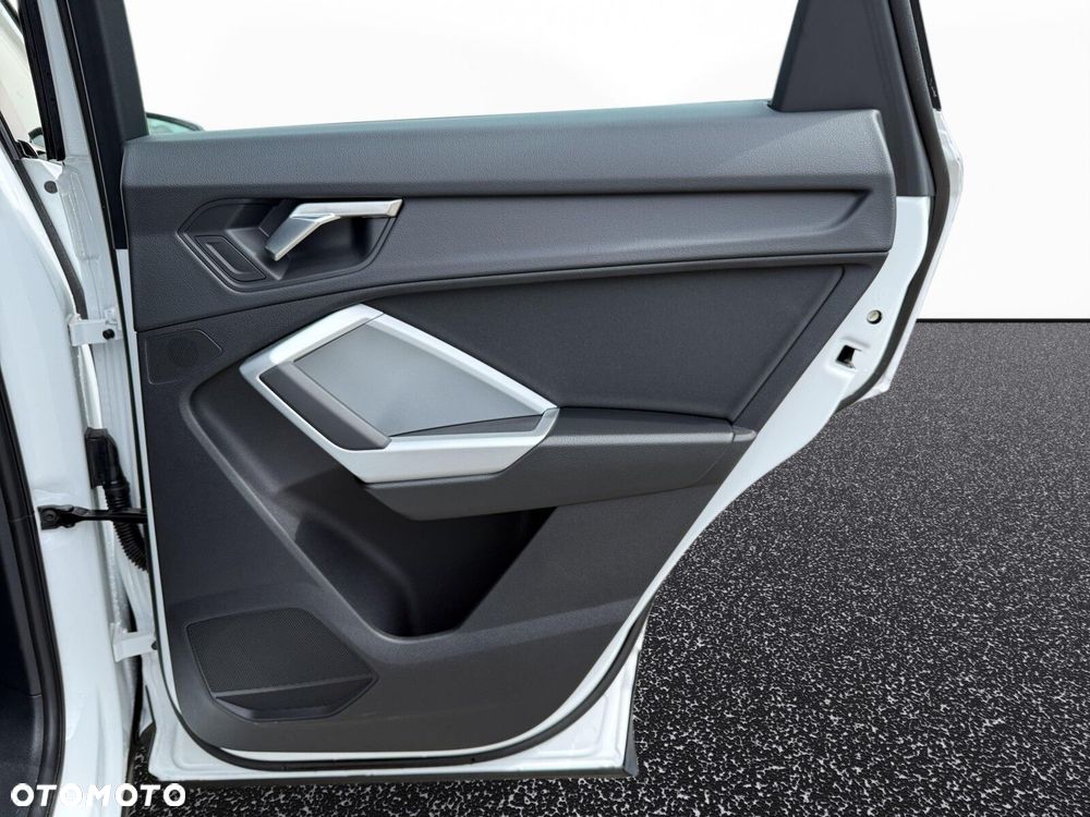 Audi Q3 35 TFSI mHEV Advanced S tronic - 27