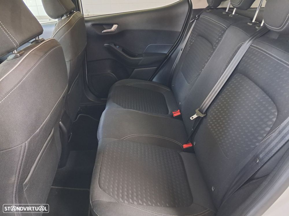 Ford Fiesta 1.0 EcoBoost Titanium - 12