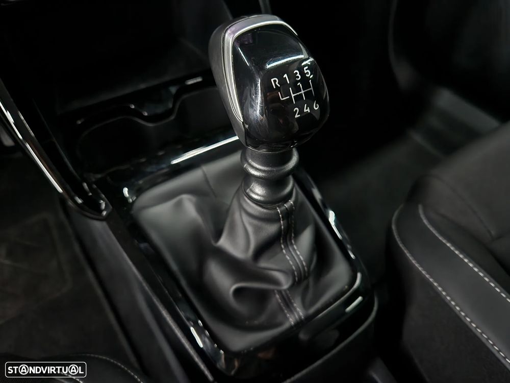 Citroën C3 1.2 Turbo Plus16 - 17