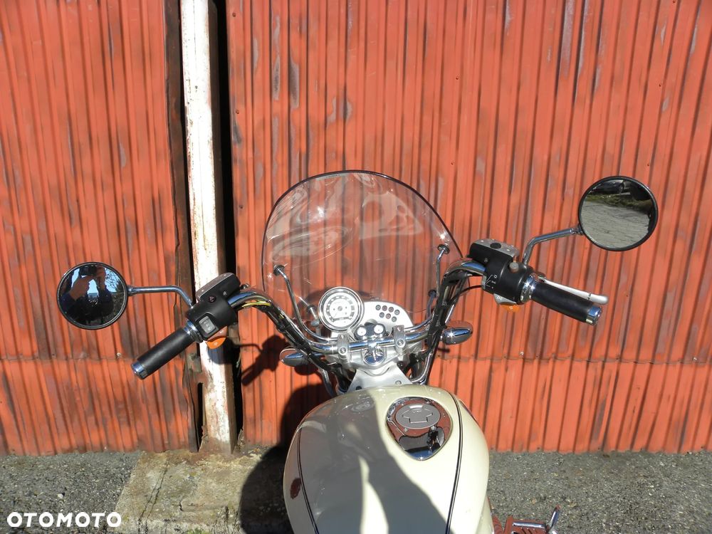 BMW R - 12