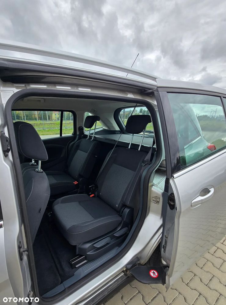 Ford Grand C-MAX 2.0 TDCi Titanium - 16