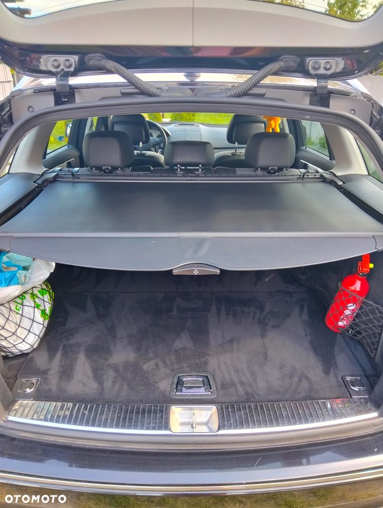 Mercedes-Benz Klasa C 180 T Kompressor Automatik BlueEFFICIENCY Avantgarde - 11