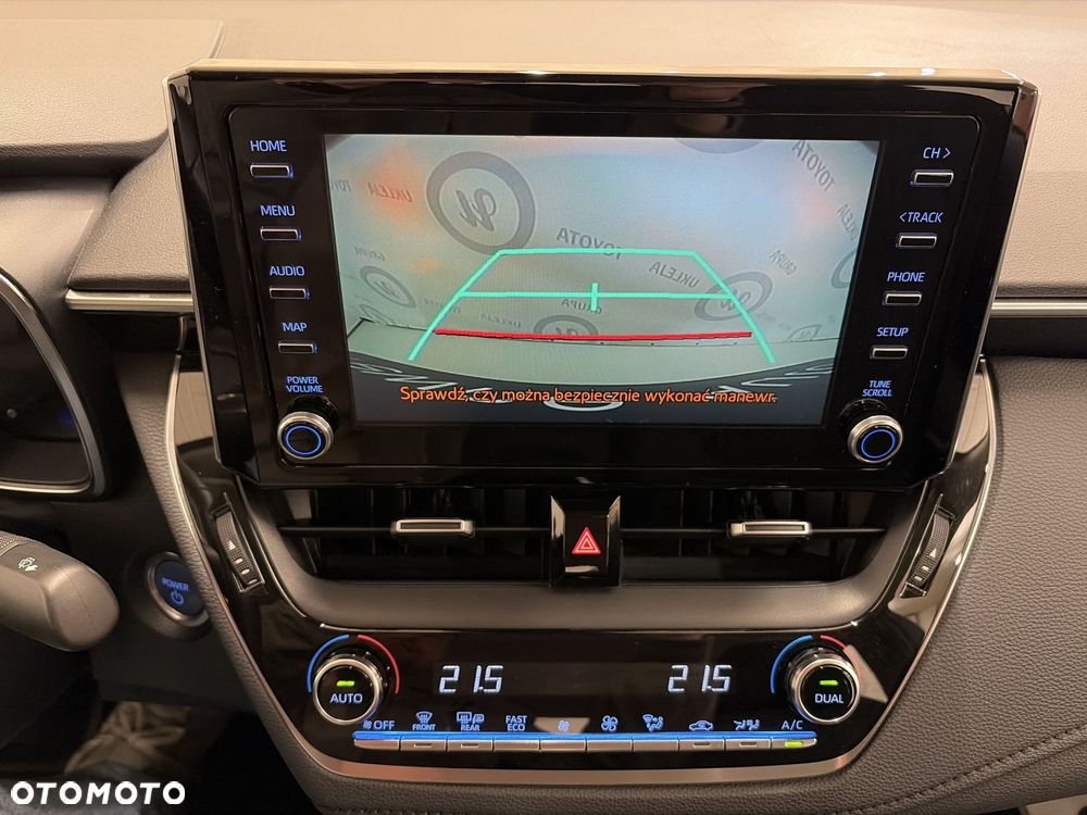 Toyota Corolla 1.8 Hybrid Comfort - 17