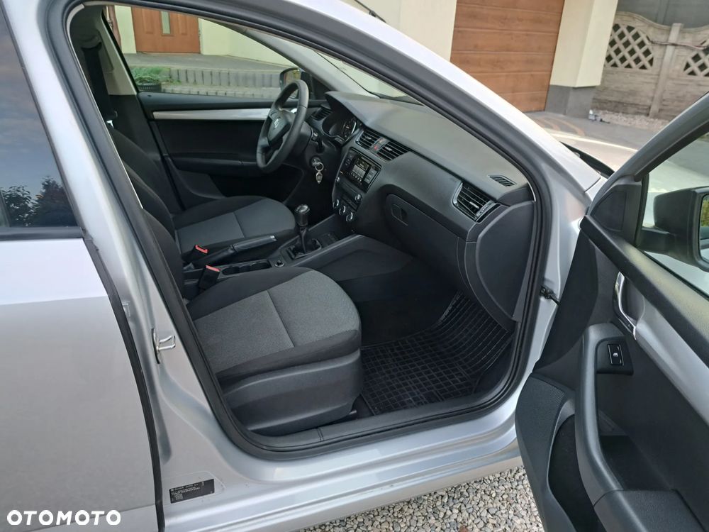 Skoda Octavia 1.6 TDI Active - 9