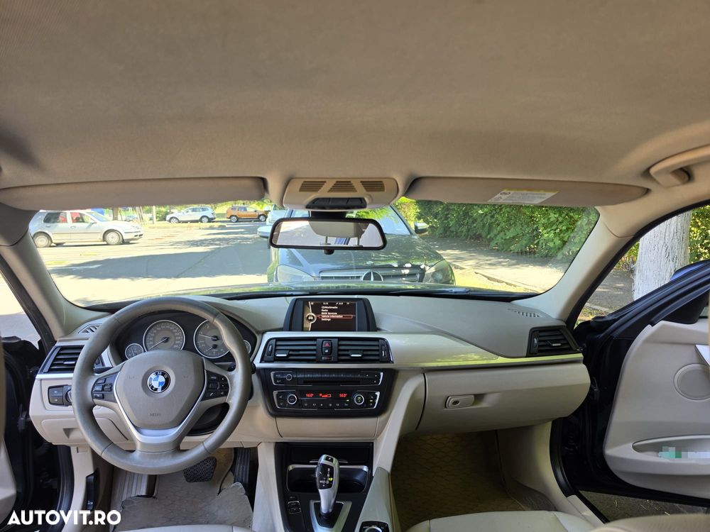 BMW Seria 3 320d Aut. - 16