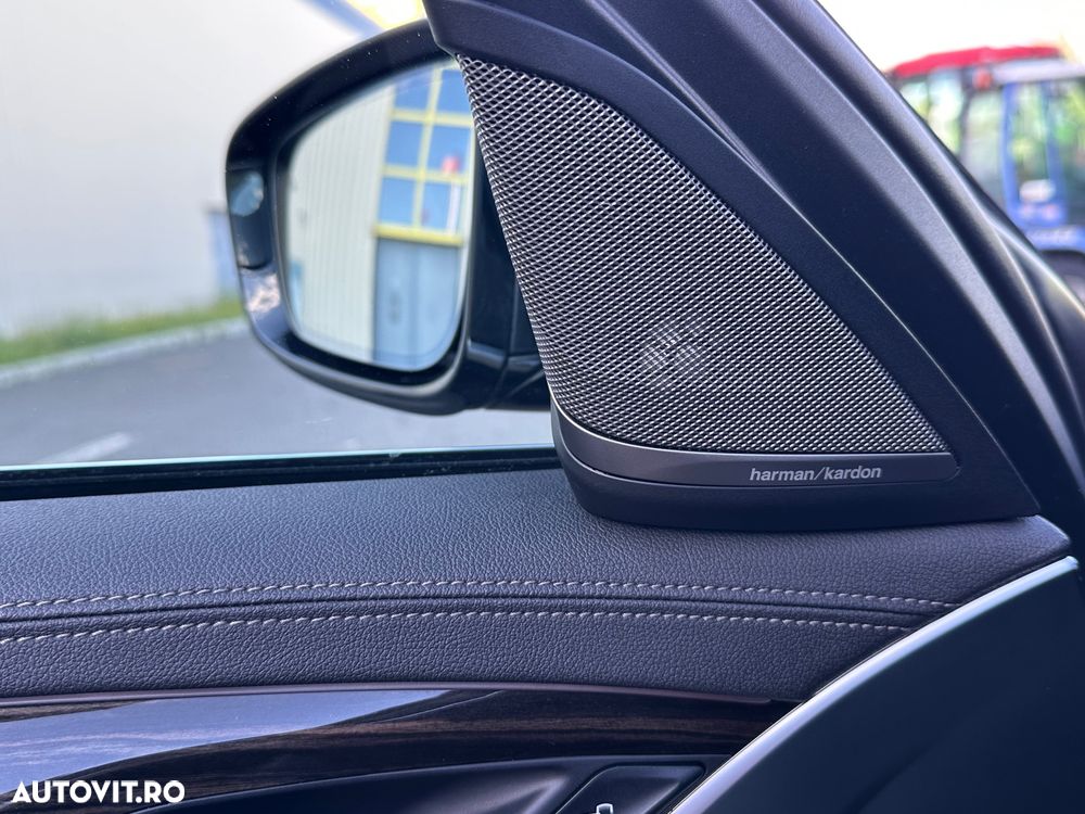 BMW Seria 5 520i AT MHEV - 27
