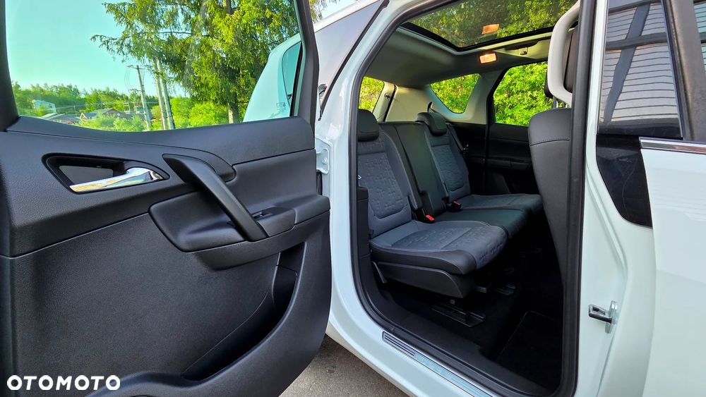 Opel Meriva 1.4 T Essentia S&S - 25