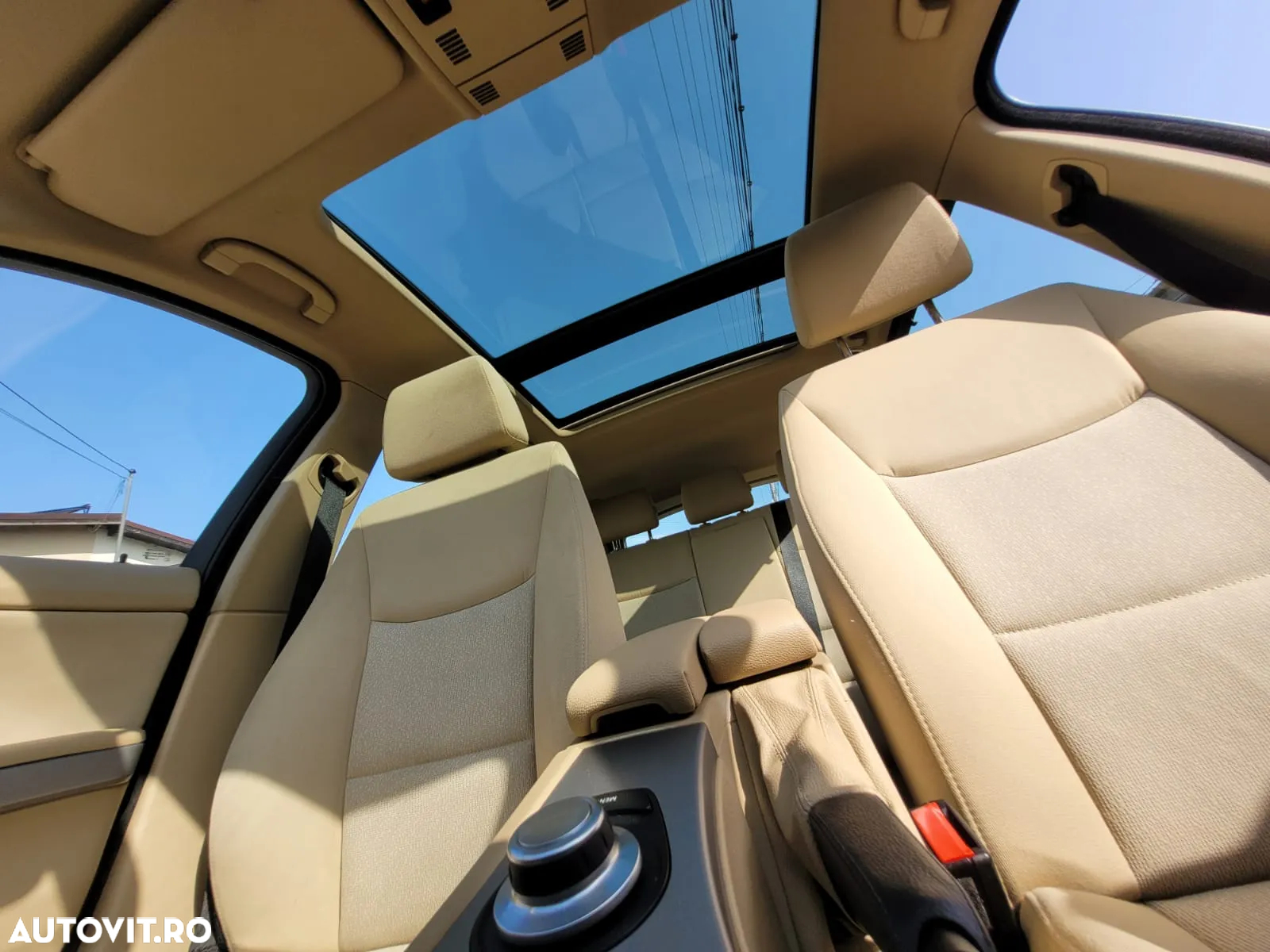 BMW Seria 3 320i Touring Aut. Edition Exclusive - 22