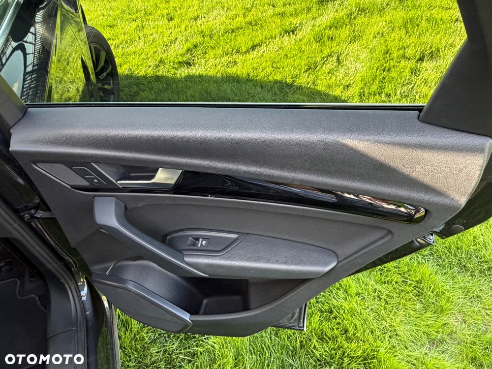 Audi Q5 45 TFSI quattro S tronic design - 27