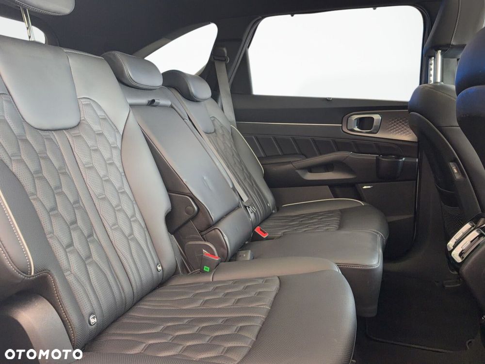 Kia Sorento - 22