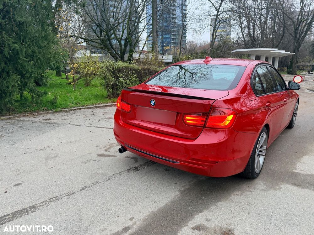 BMW Seria 3 320d - 15