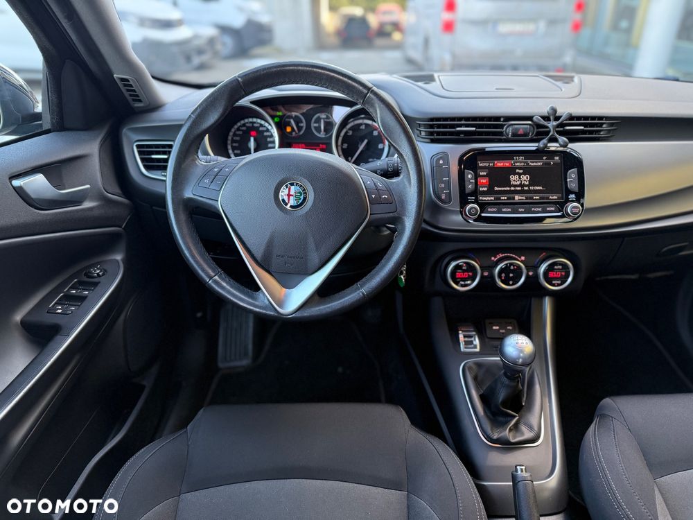 Alfa Romeo Giulietta 1.6 JTDM 16V Business - 13