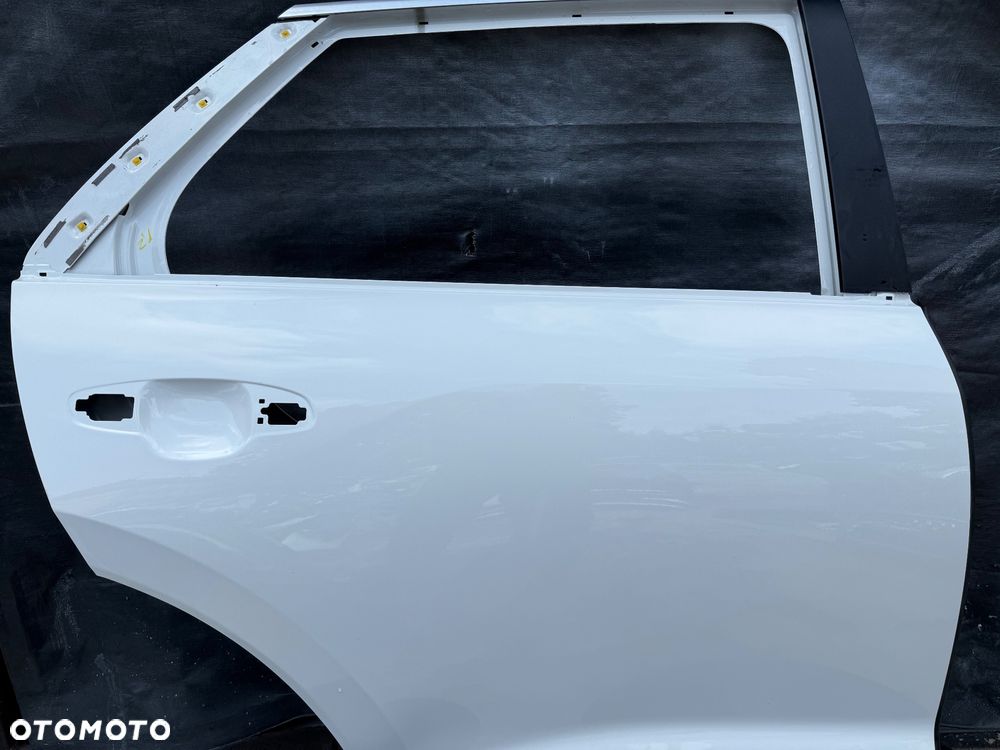 DRZWI TYŁ PRAWE KIA NIRO II BIAŁE ZWYKLE - 18