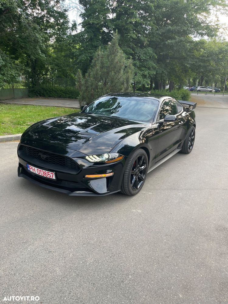 Ford Mustang 2.3 EcoBoost Aut. - 1