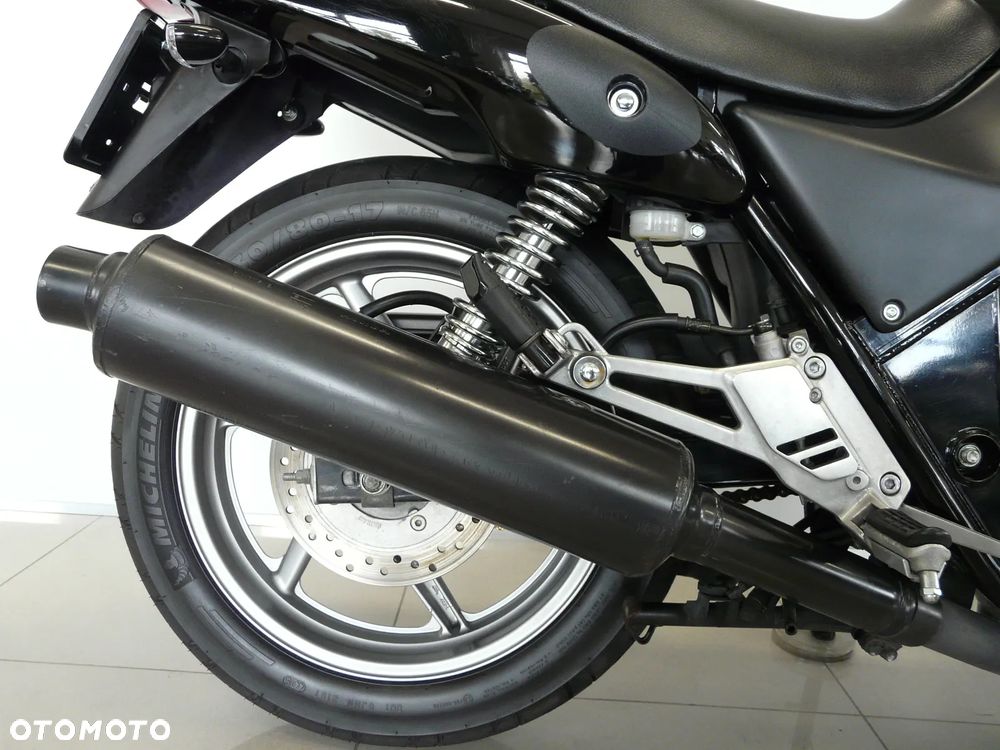 Honda CB - 24
