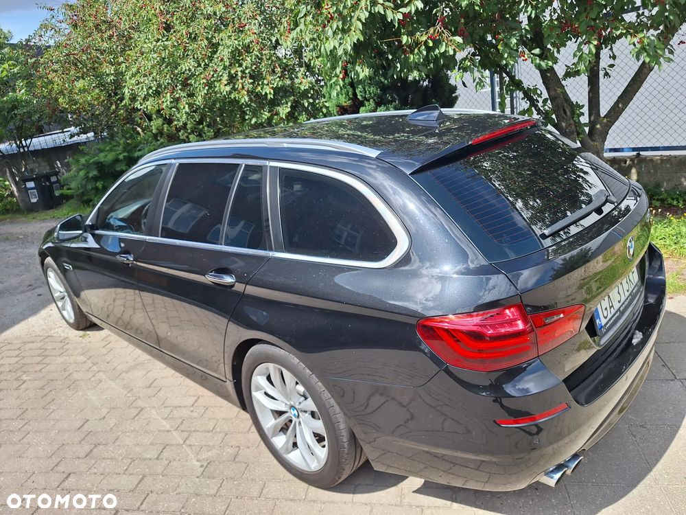 BMW Seria 5 525d - 4