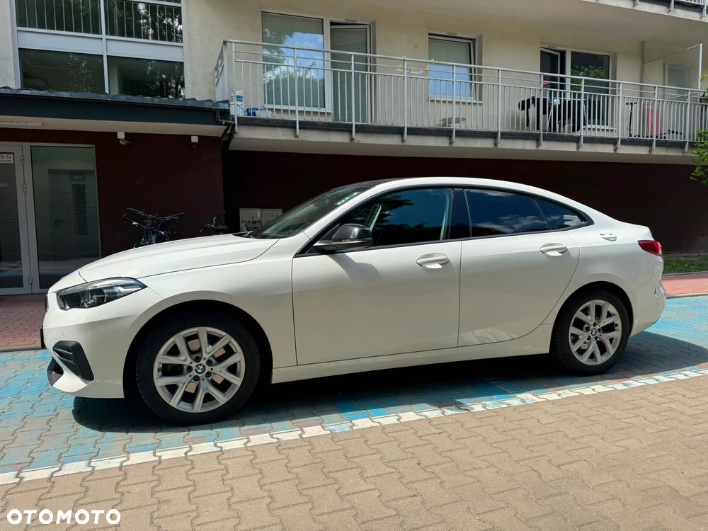 BMW Seria 2 218i - 3