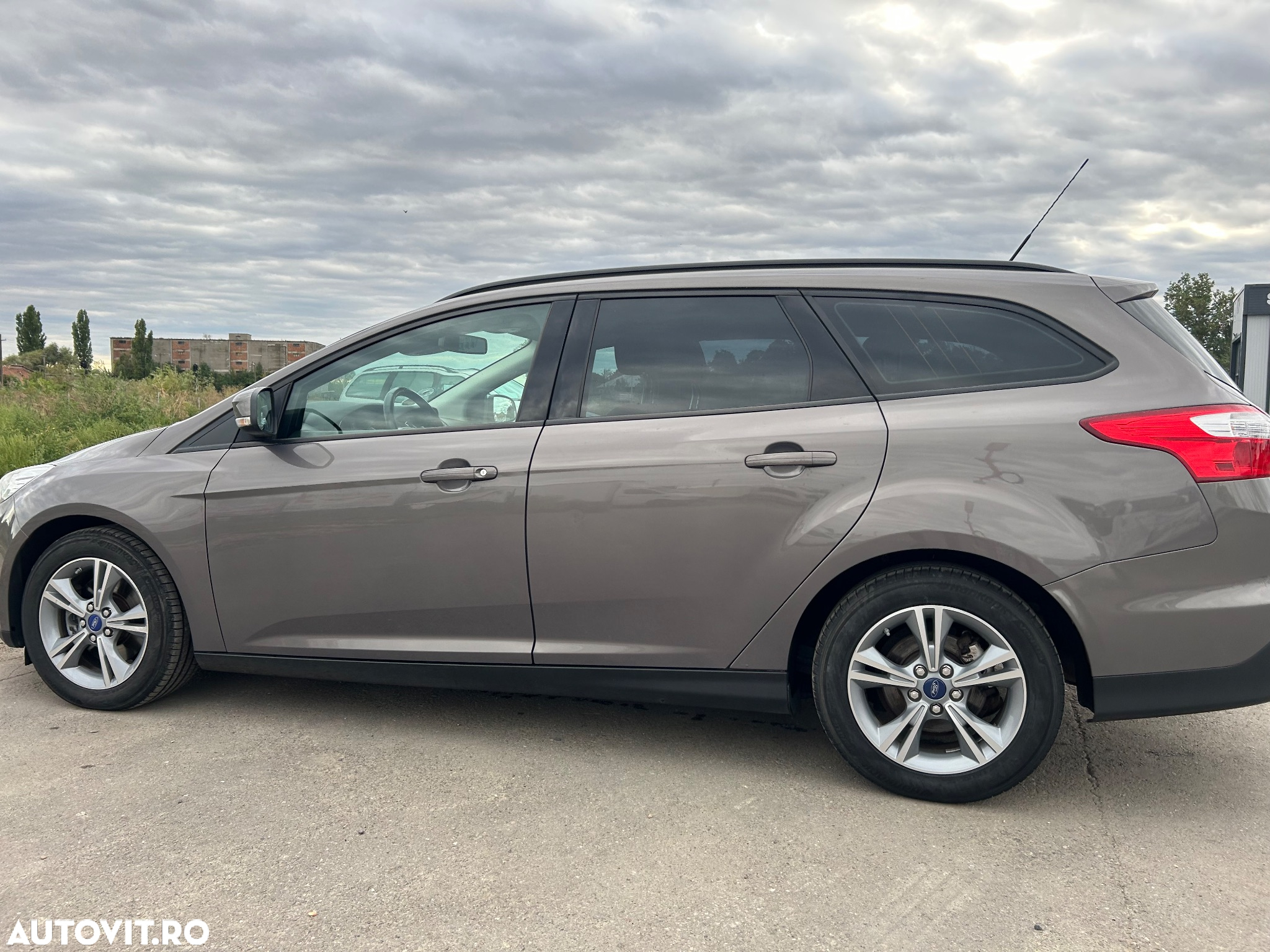 Ford Focus 2.0 TDCi DPF Aut. SYNC Edition - 36