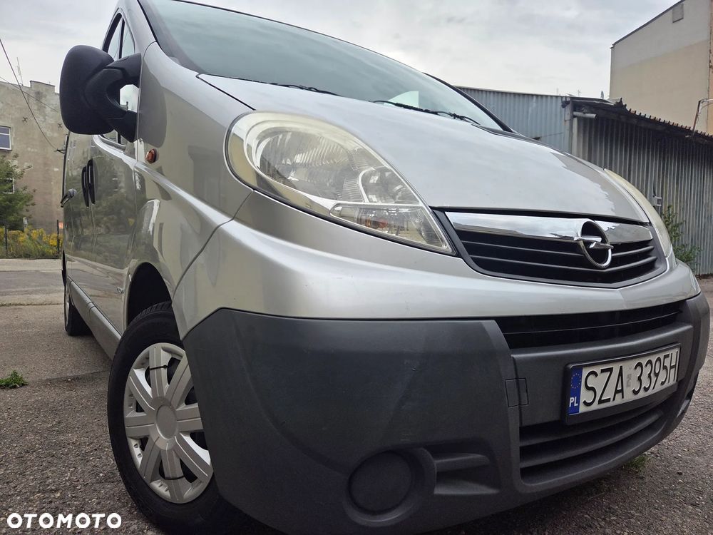 Opel Vivaro - 2