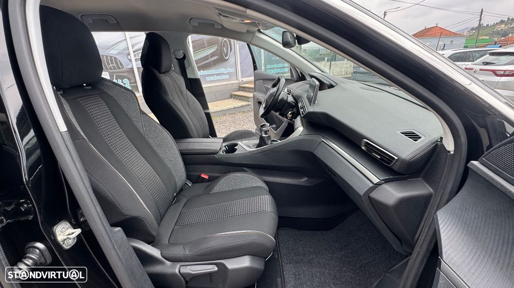 Peugeot 3008 1.5 BlueHDi Active Pack - 18