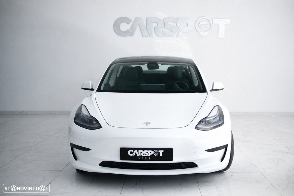 Tesla Model 3 - 5
