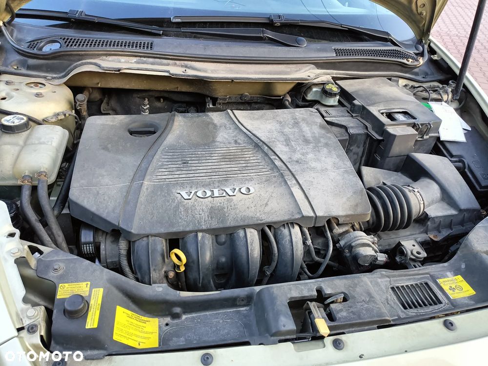 Volvo S40 1.8 - 9