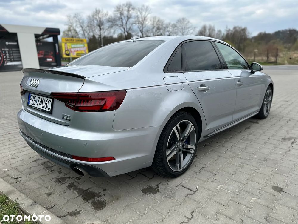 Audi A4 Limousine - 4