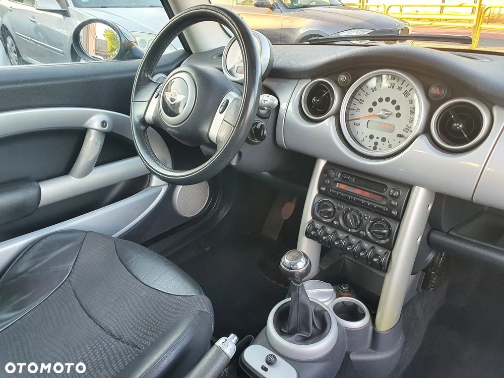 MINI Cooper - 24
