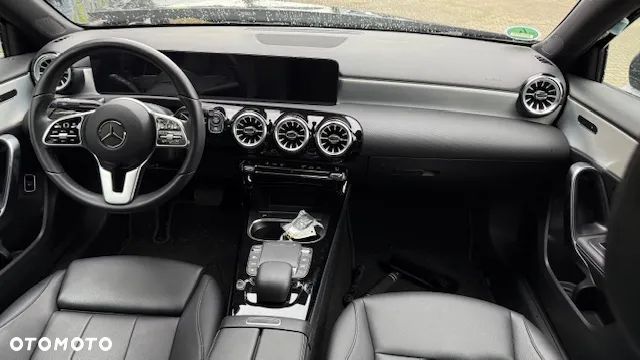 Mercedes-Benz Klasa A 200 Progressive 7G-DCT - 16