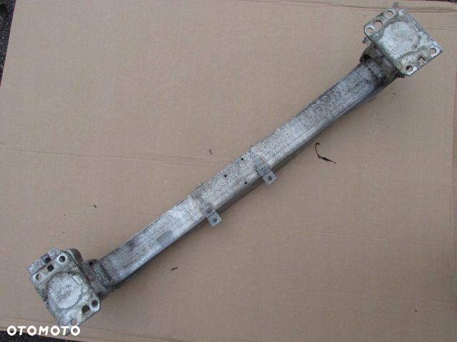 Audi A8 D3 lift Wzmocnienie zderzaka przód - 6